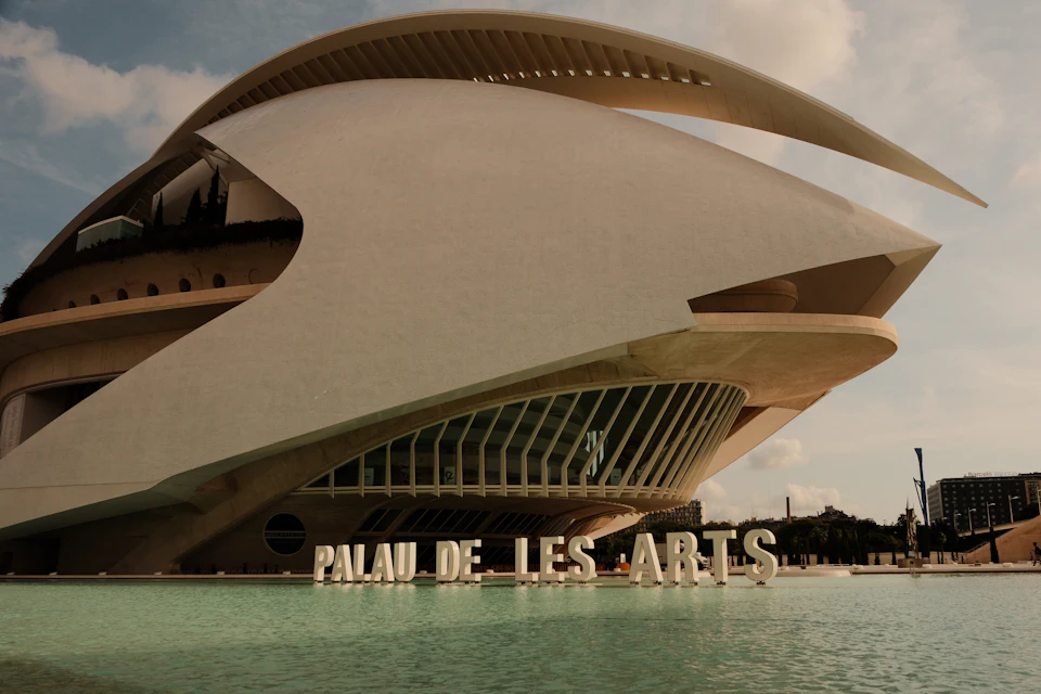 Edificio de la Ciudad de las Artes y las Ciencias de Valencia